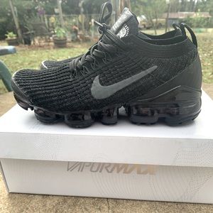 Nike vapor max 7.5